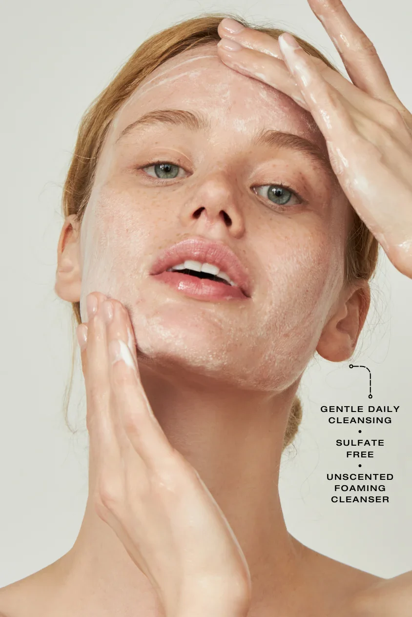 The Mandelic Cleansing Gel - Image 3